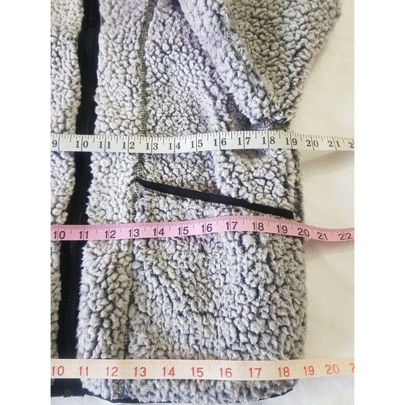 Divided H&M Womens Jacket Size XS Short Sherpa Fuzzy Soft Gray Thick Fleece - Picture 14 of 16